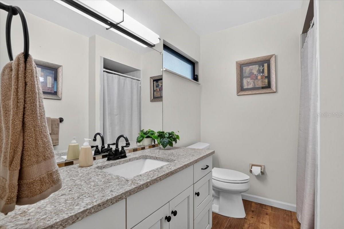 2319 LAKESIDE MEWS #B3 — photo 26