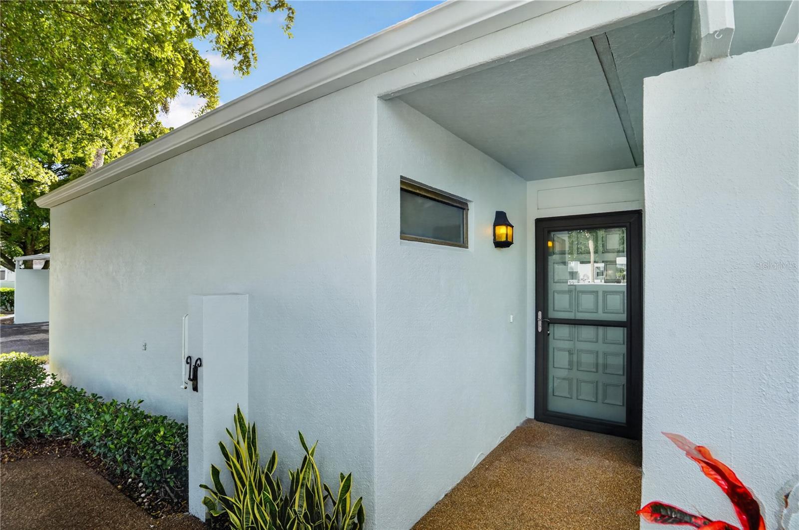 2319 LAKESIDE MEWS #B3 — photo 3