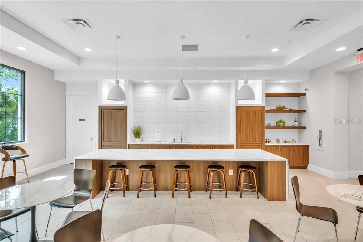 2319 LAKESIDE MEWS #B3 — photo 44