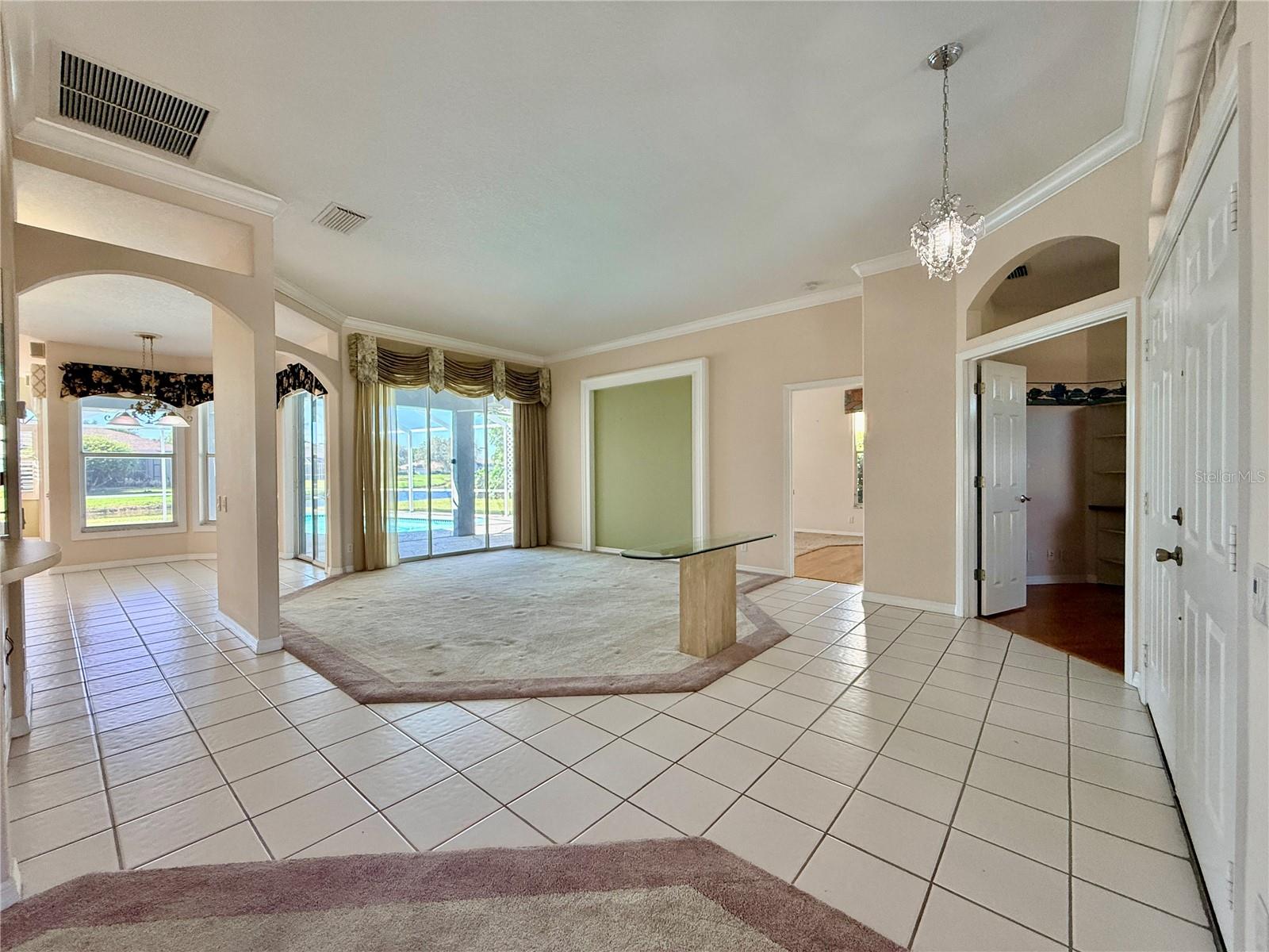 5829 CARRIAGE DR — photo 7