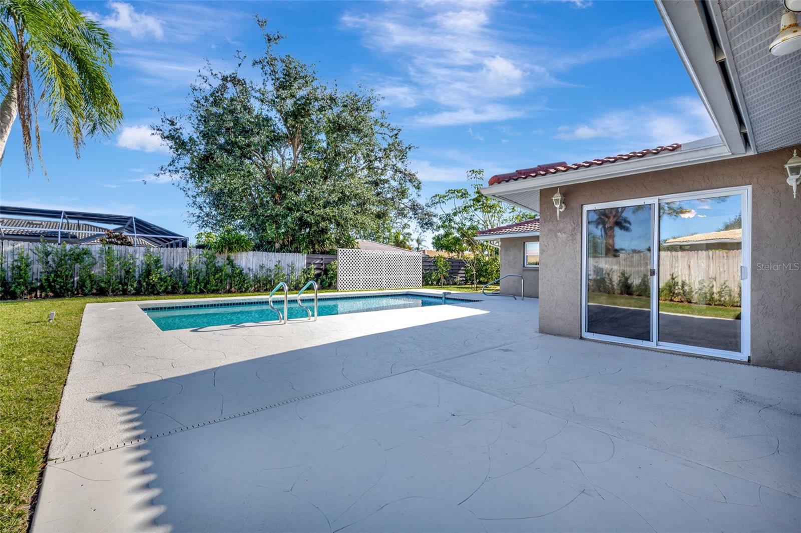 2851 HARDEE DR — photo 30