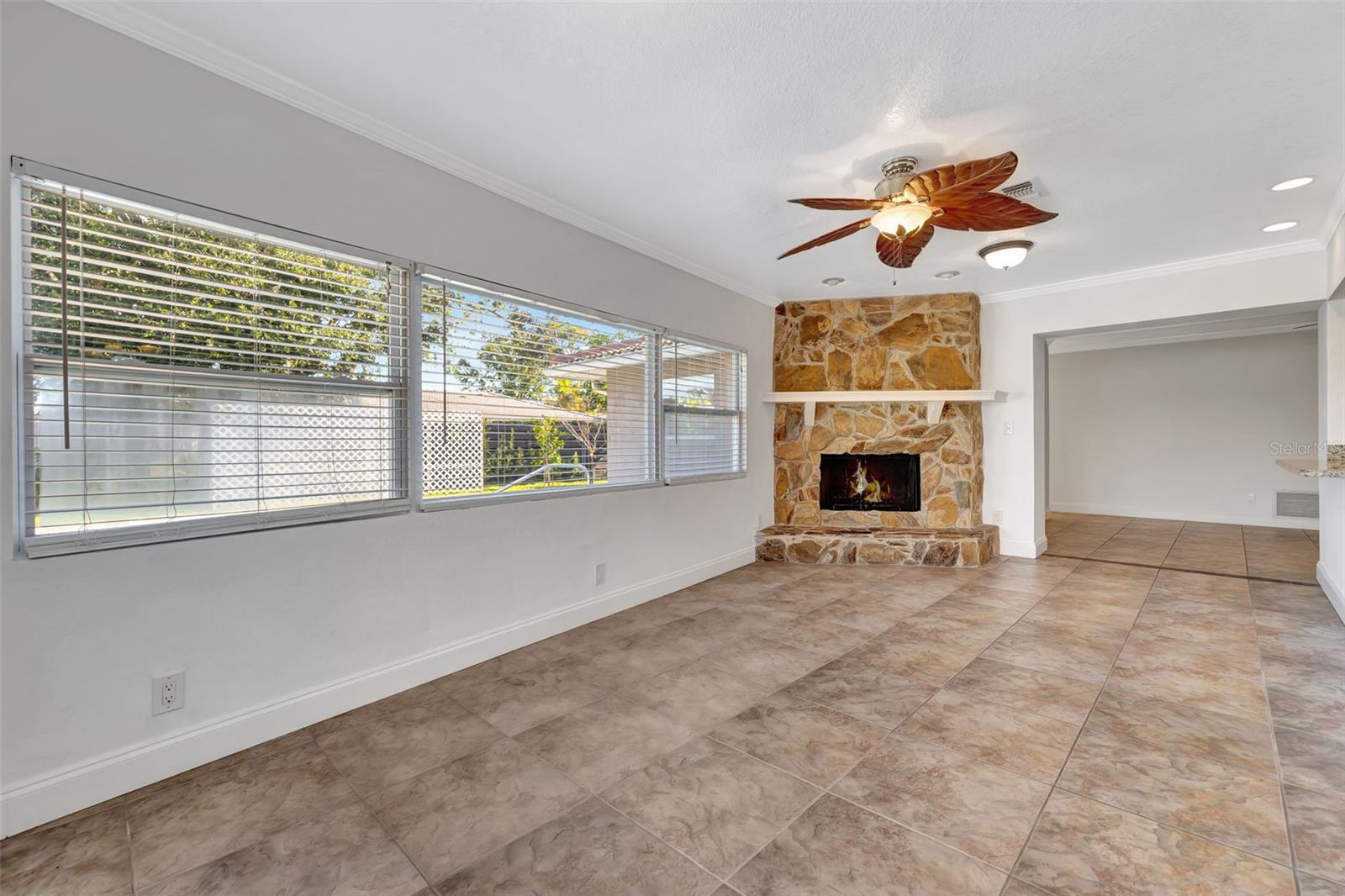 2851 HARDEE DR — photo 12