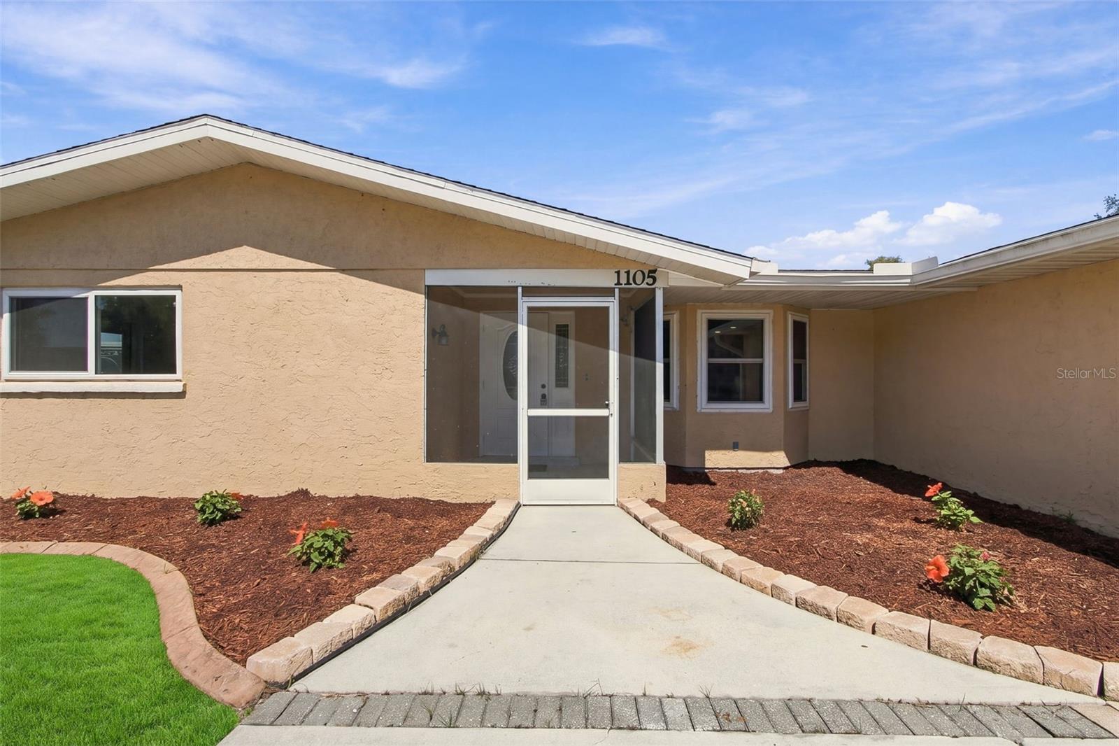 1105 GULF COAST BLVD — photo 2