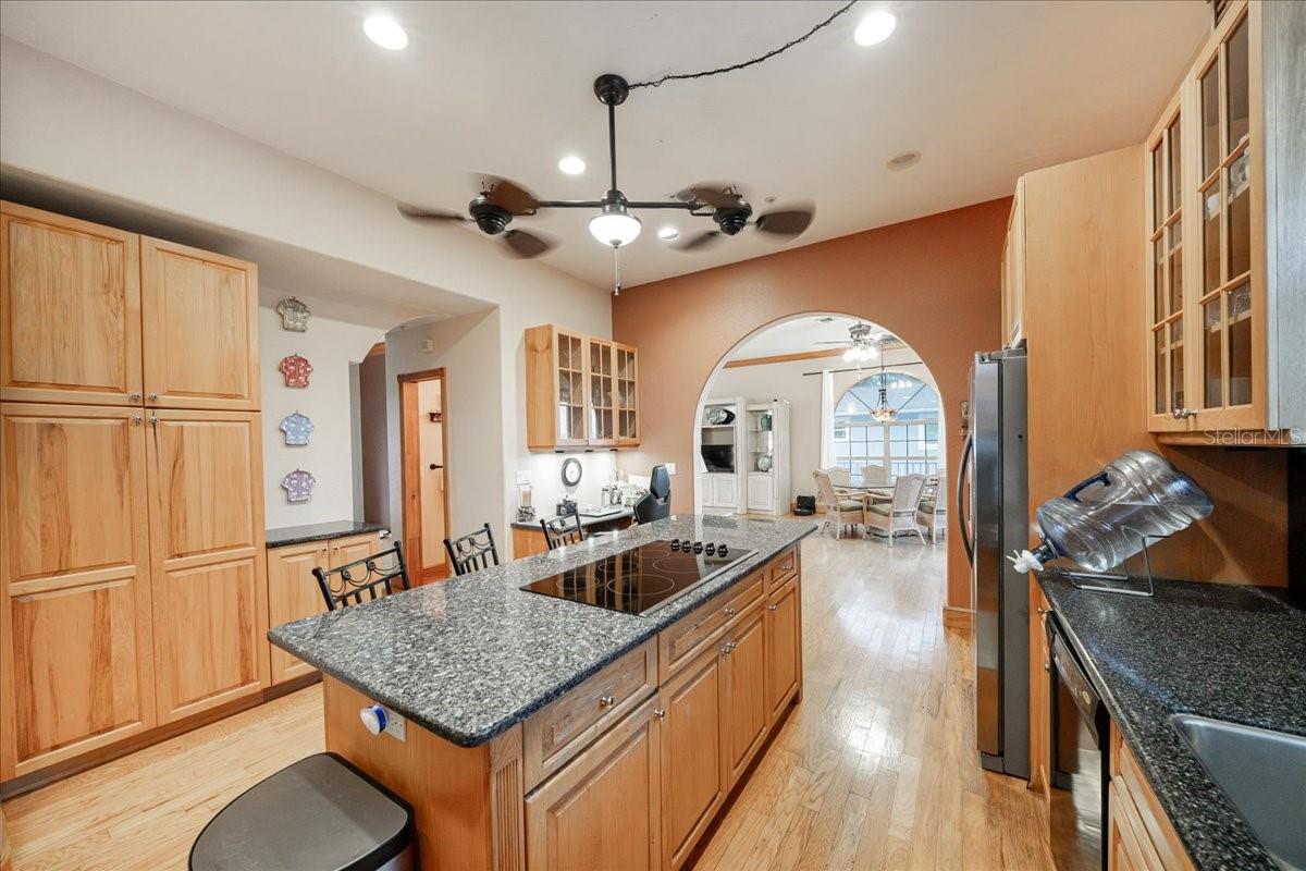 1775 SCENIC DR — photo 42