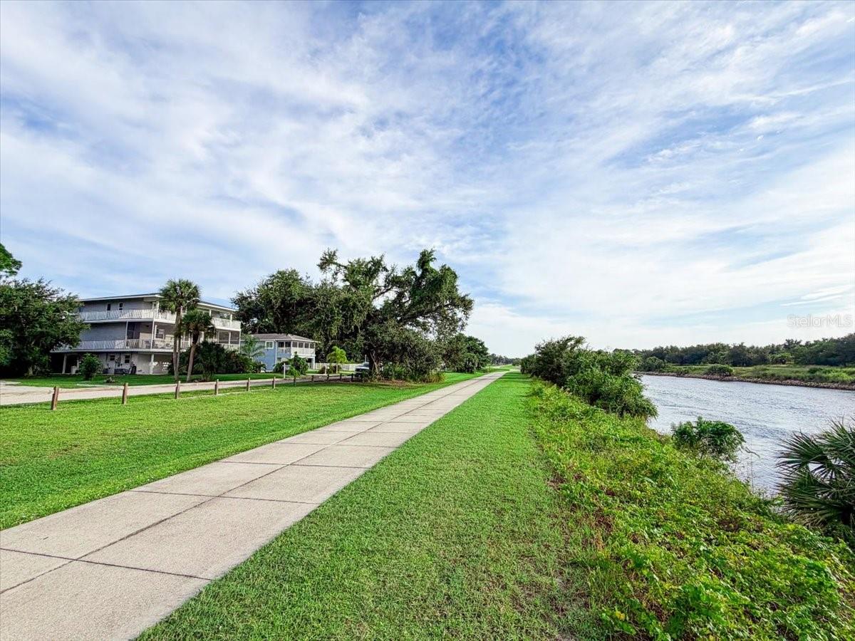 1775 SCENIC DR — photo 73