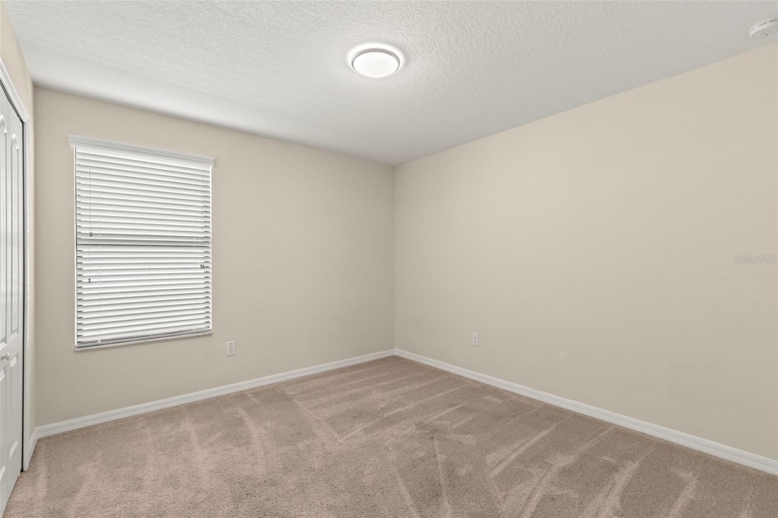 2719 GARDEN FALLS DR — photo 33