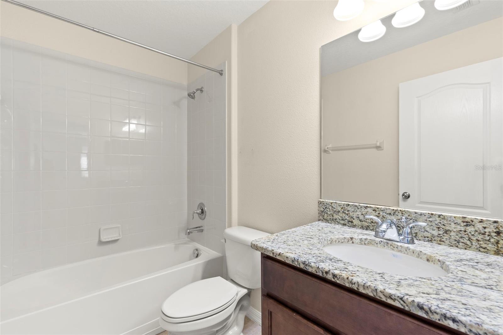 2719 GARDEN FALLS DR — photo 31