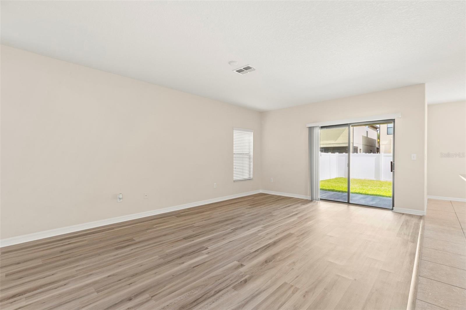 2719 GARDEN FALLS DR — photo 9