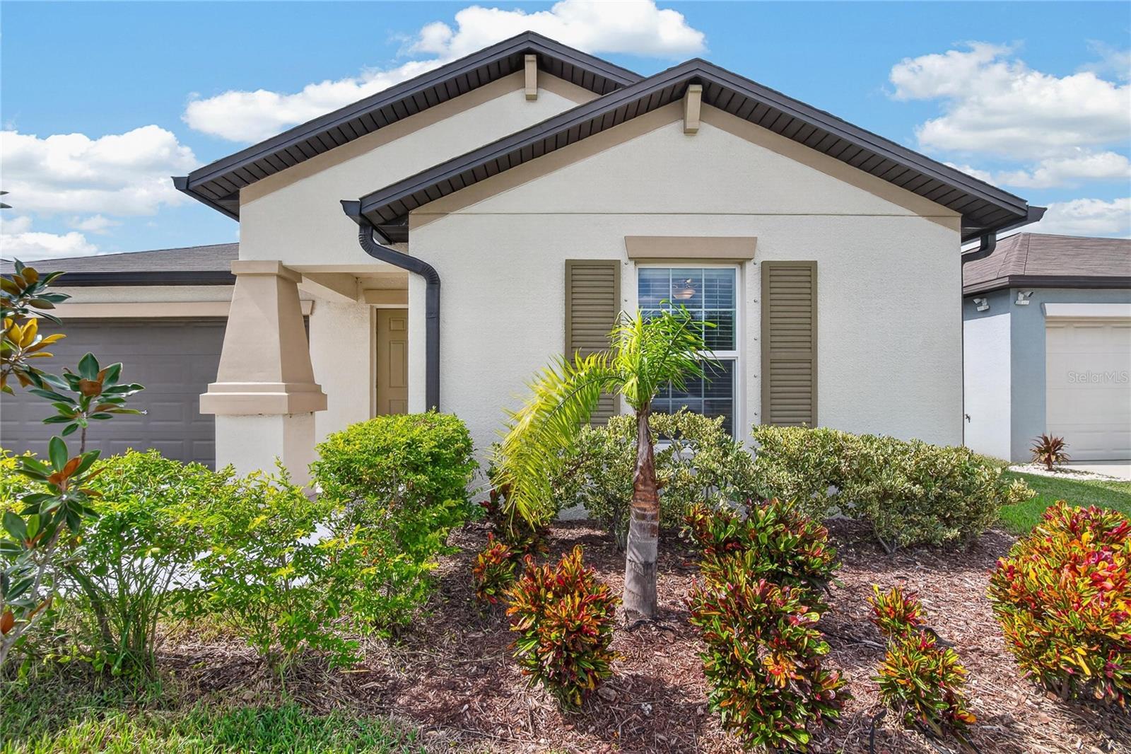 5487 BLUE AZURE DR — photo 3