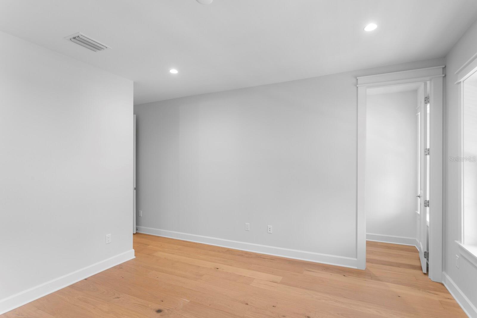 2312 S OCCIDENT ST — photo 39