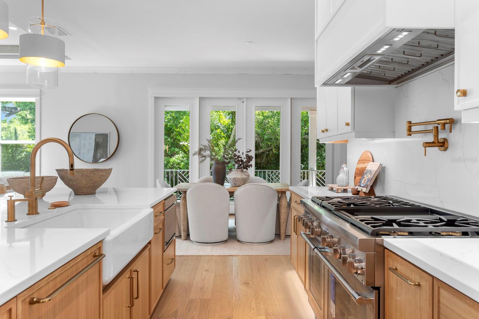 2312 S OCCIDENT ST — photo 12