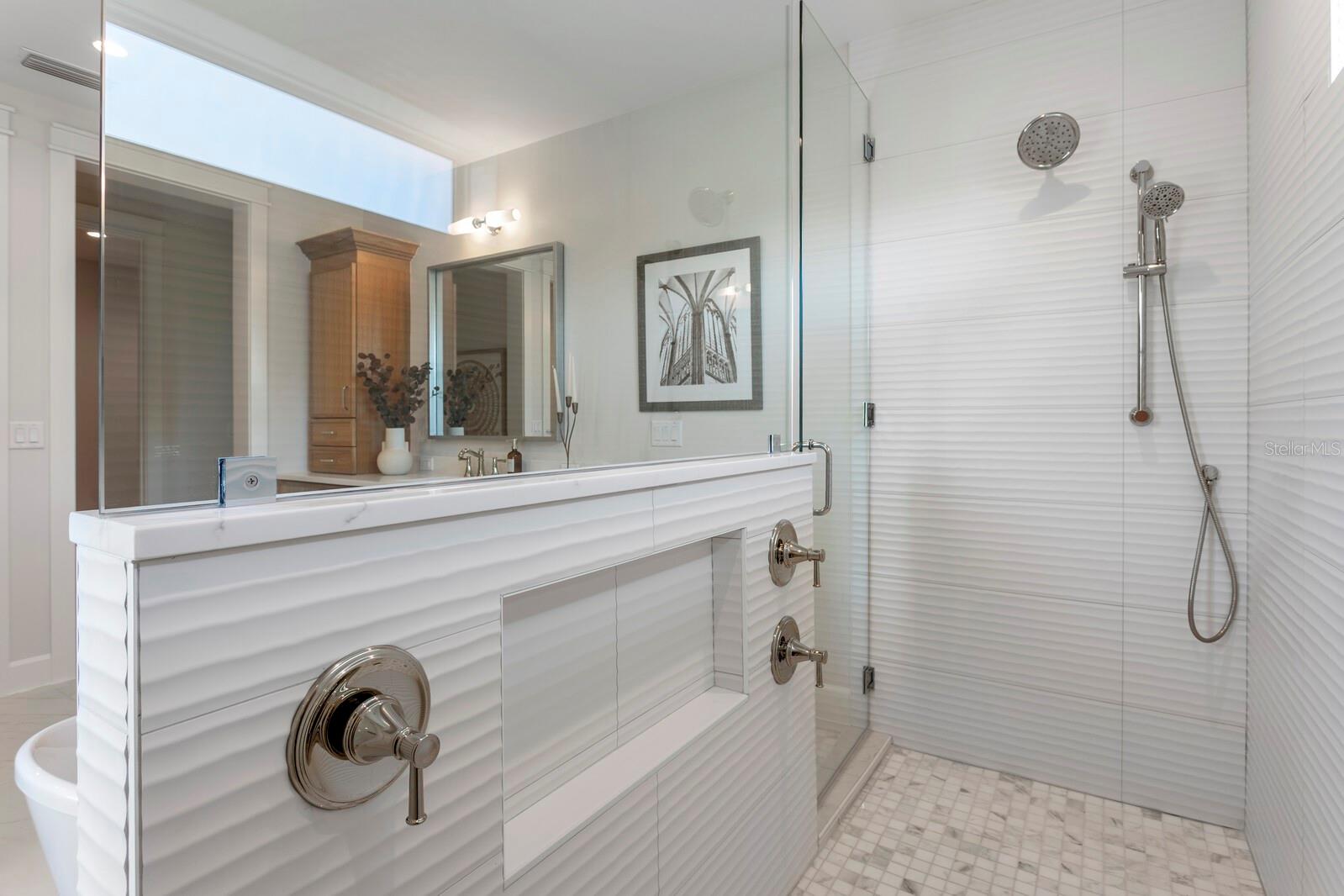 2312 S OCCIDENT ST — photo 33