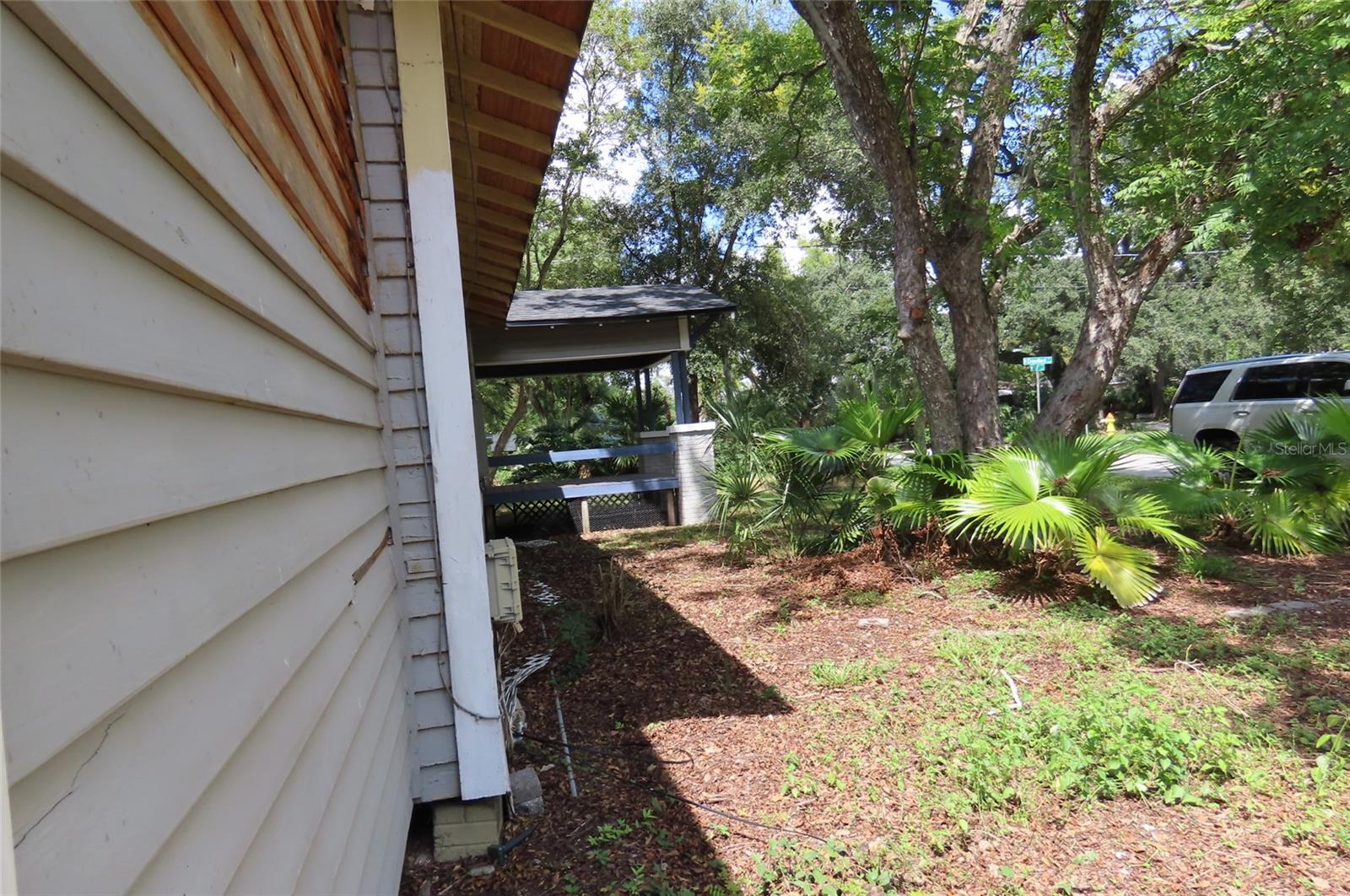 1223 E CRAWFORD ST — photo 11
