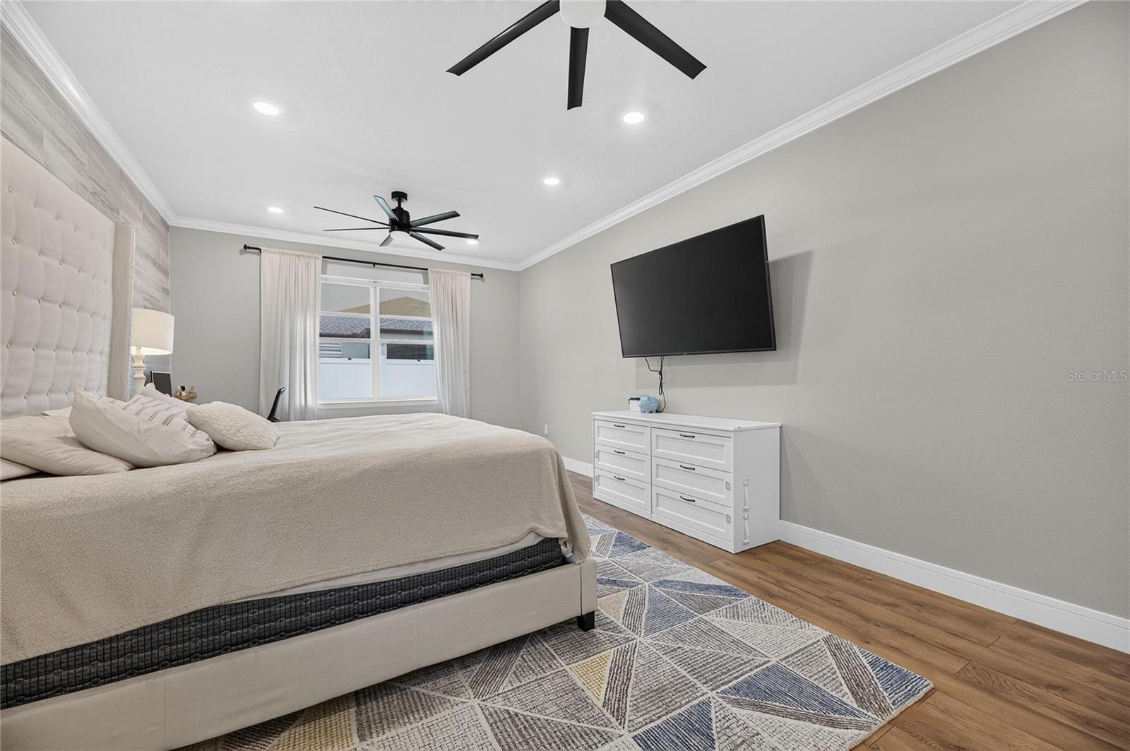 11803 CLARE HILL AVE — photo 46