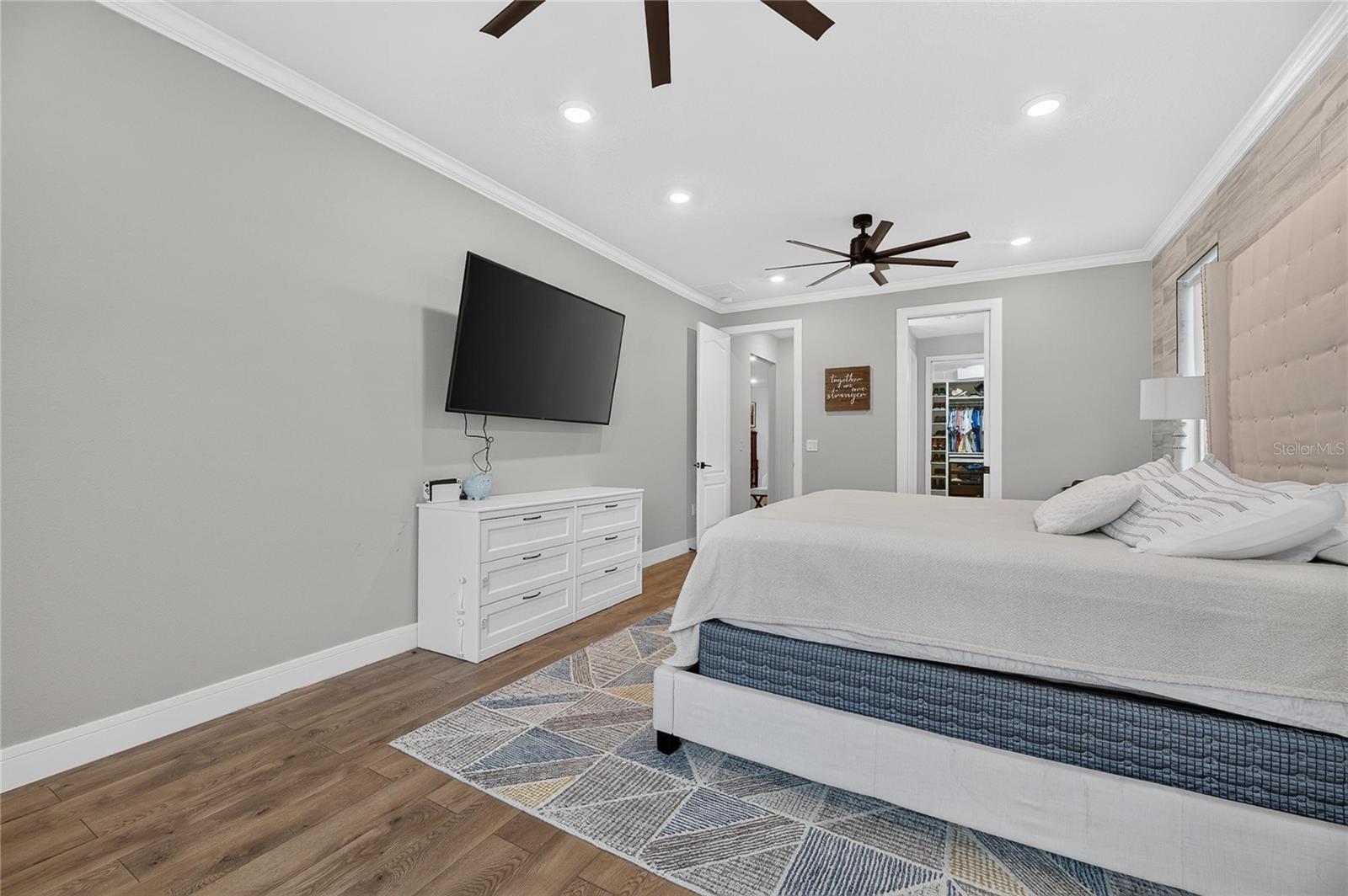 11803 CLARE HILL AVE — photo 45