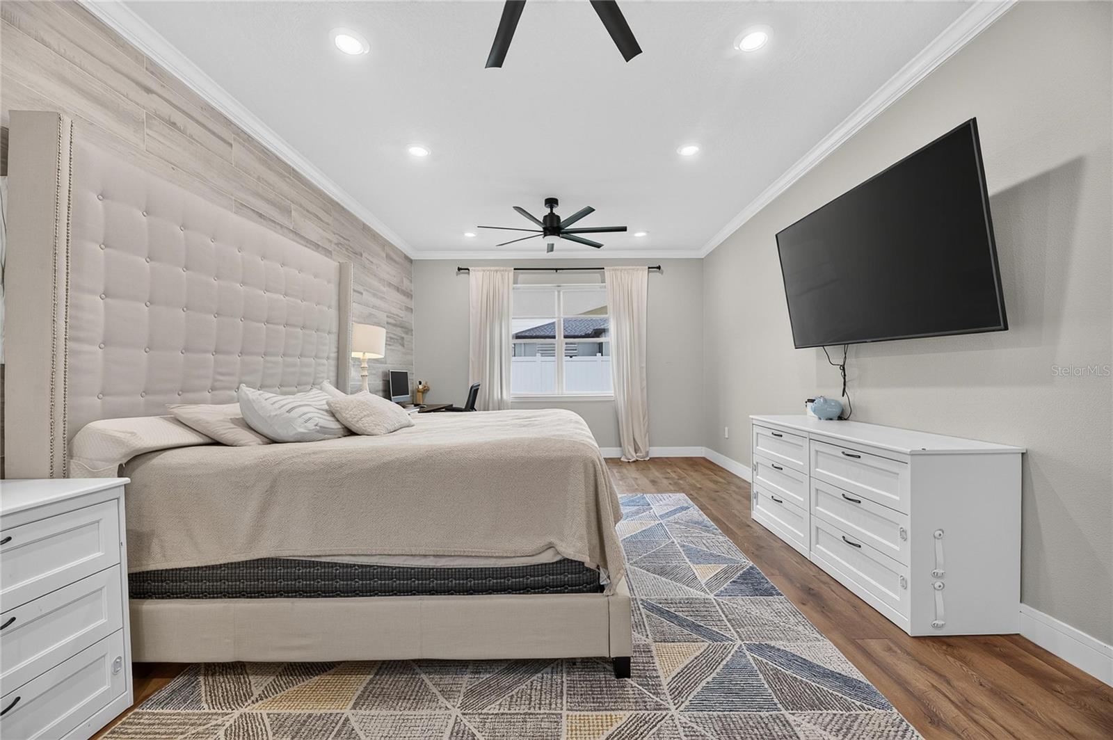 11803 CLARE HILL AVE — photo 47