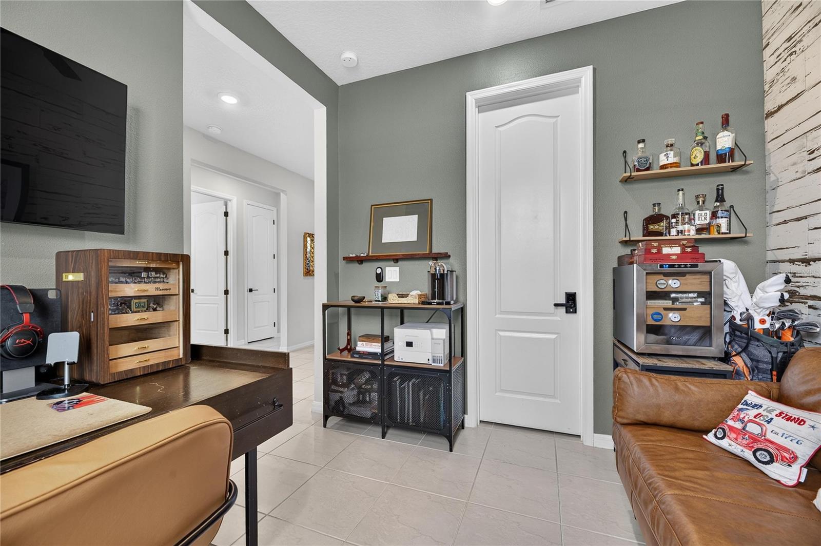 11803 CLARE HILL AVE — photo 18