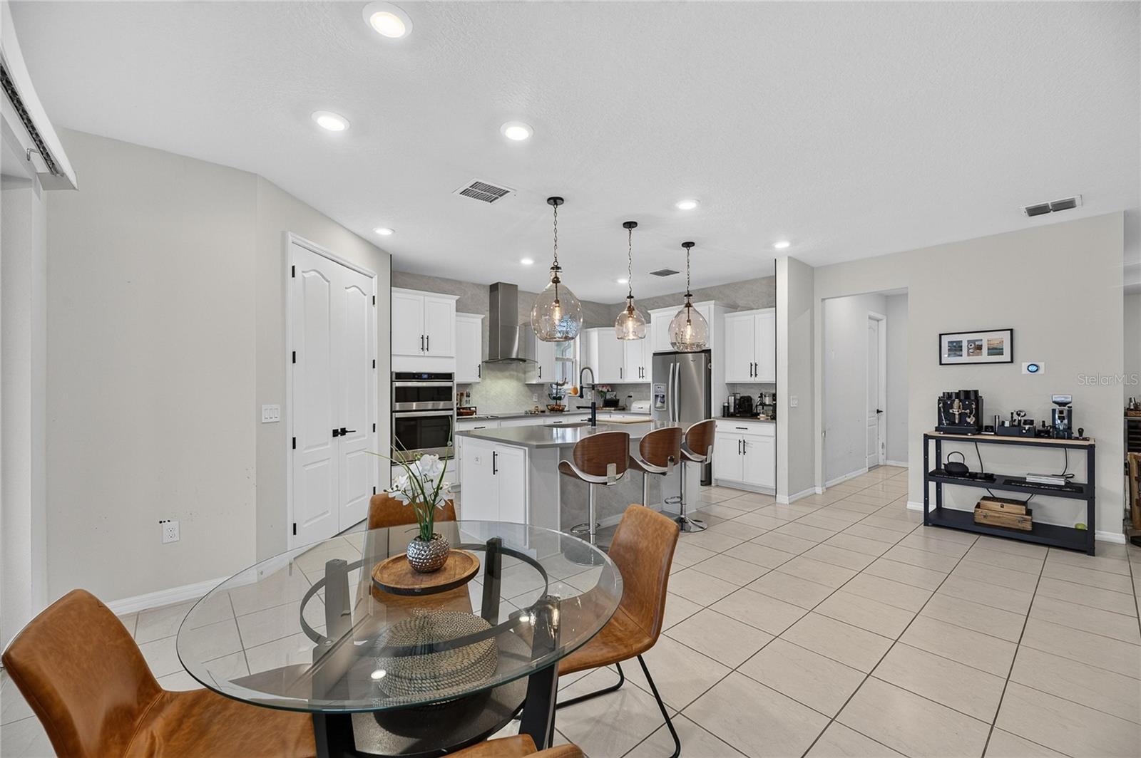 11803 CLARE HILL AVE — photo 32