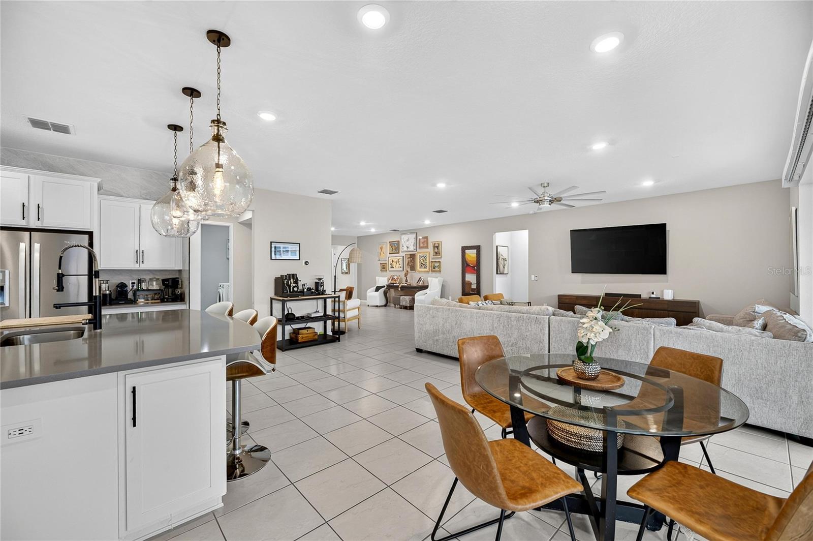 11803 CLARE HILL AVE — photo 40