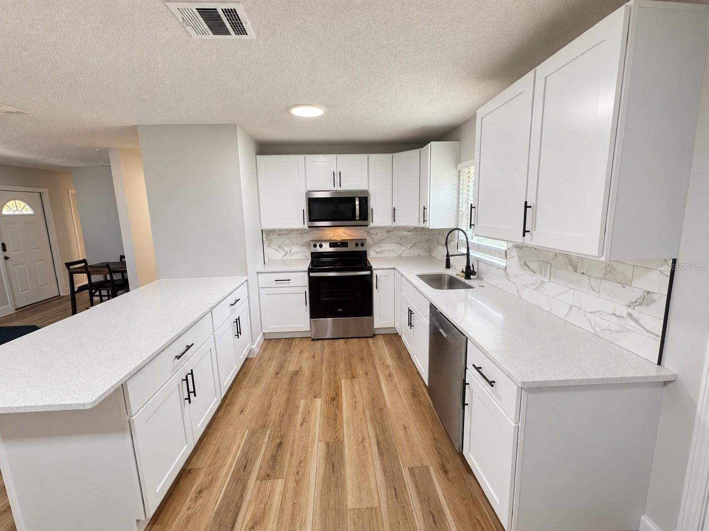 4424 PORPOISE DR — photo 4