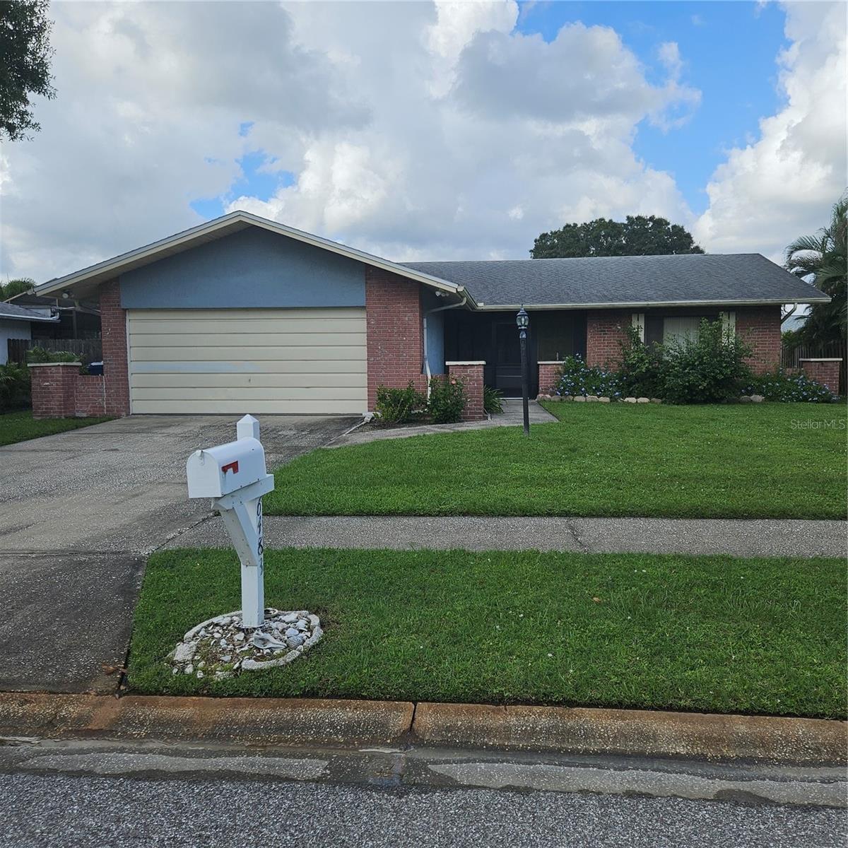 6483 JARVIS RD — photo 2