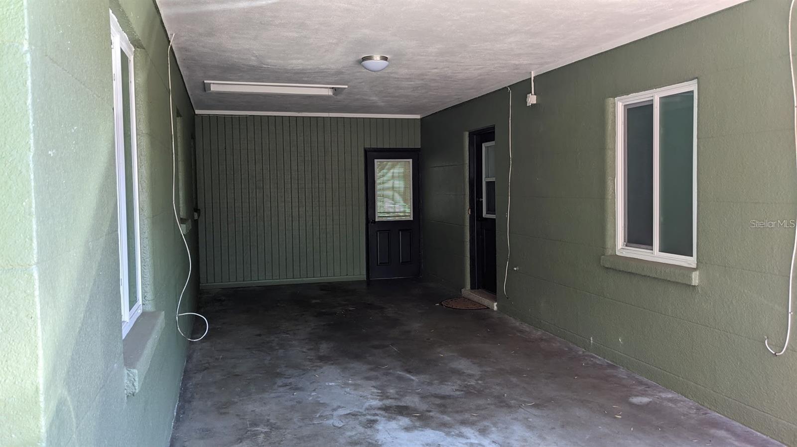 2104 PALM TER — photo 3