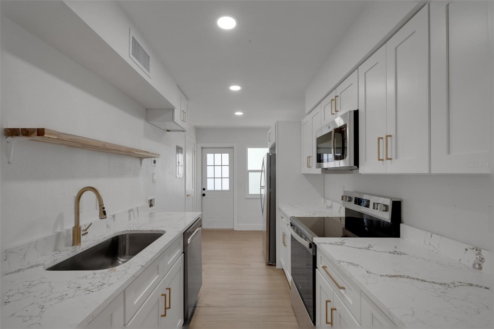 221 BEL FOREST DR #2 — photo 22