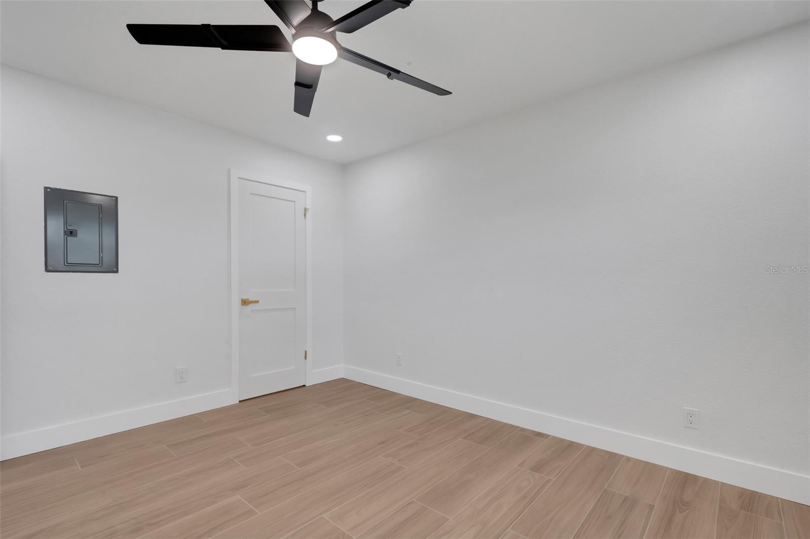 221 BEL FOREST DR #3 — photo 26