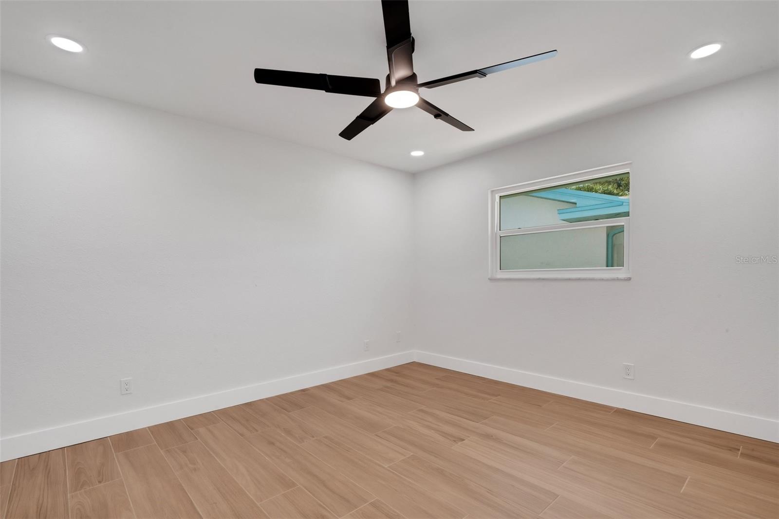 221 BEL FOREST DR #3 — photo 23