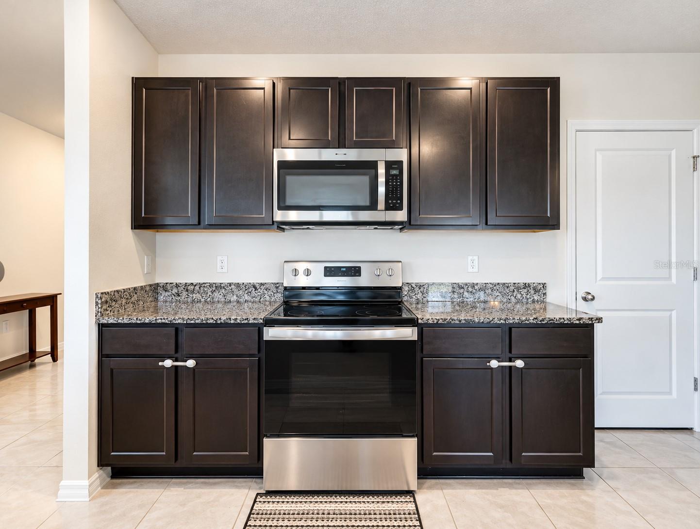 10940 TRAILING VINE DRIVE — photo 4