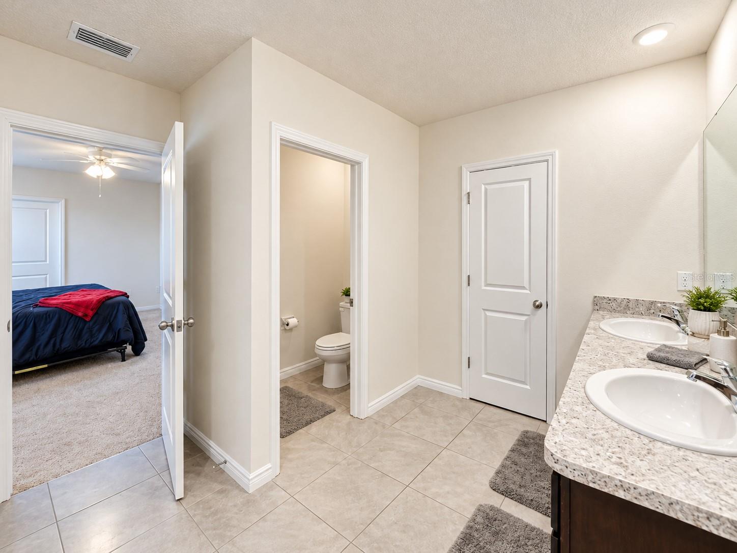 10940 TRAILING VINE DRIVE — photo 13