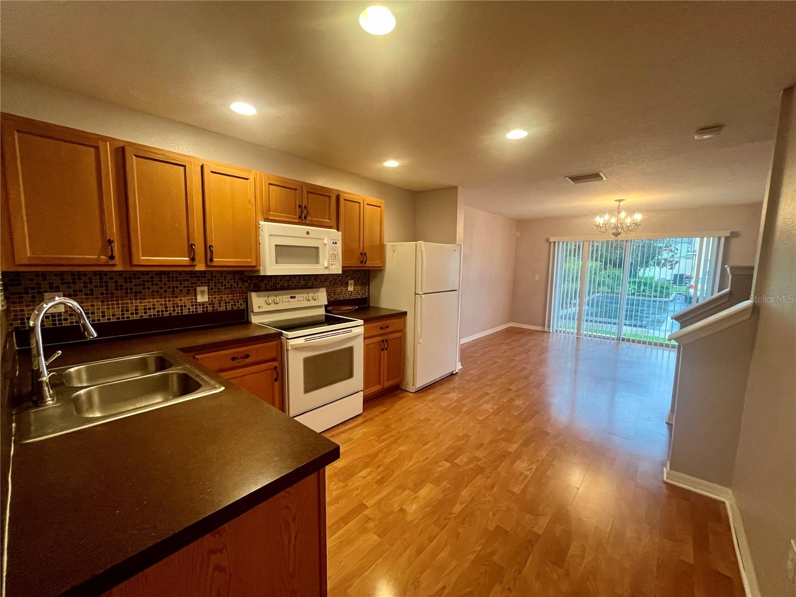 8710 SHELDON CREEK BLVD — photo 7