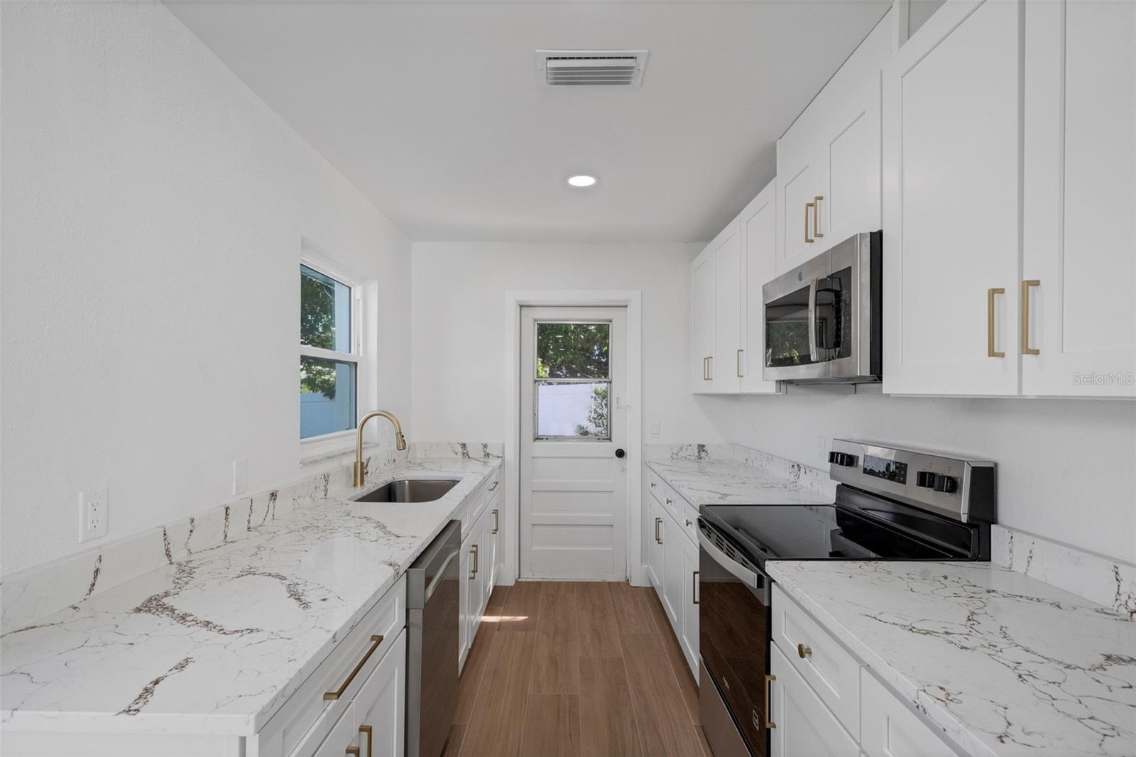 233 BEL FOREST DR #1 — photo 20