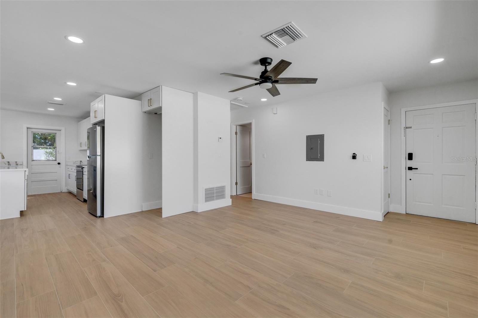 233 BEL FOREST DR #1 — photo 5