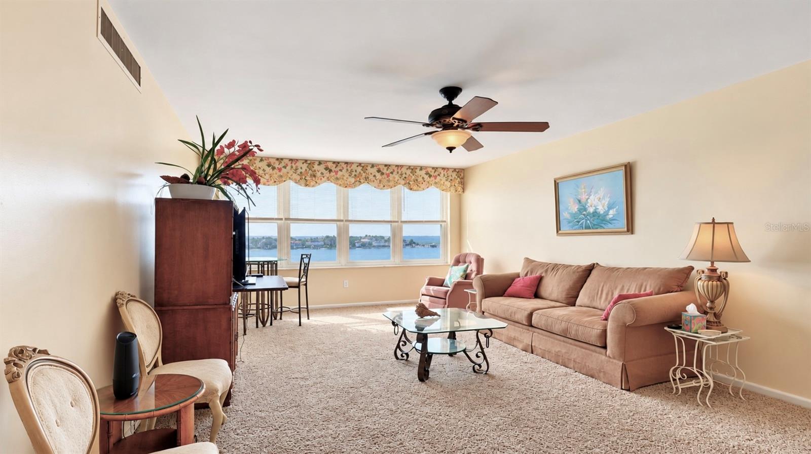 5200 BRITTANY DR S #606 — photo 15