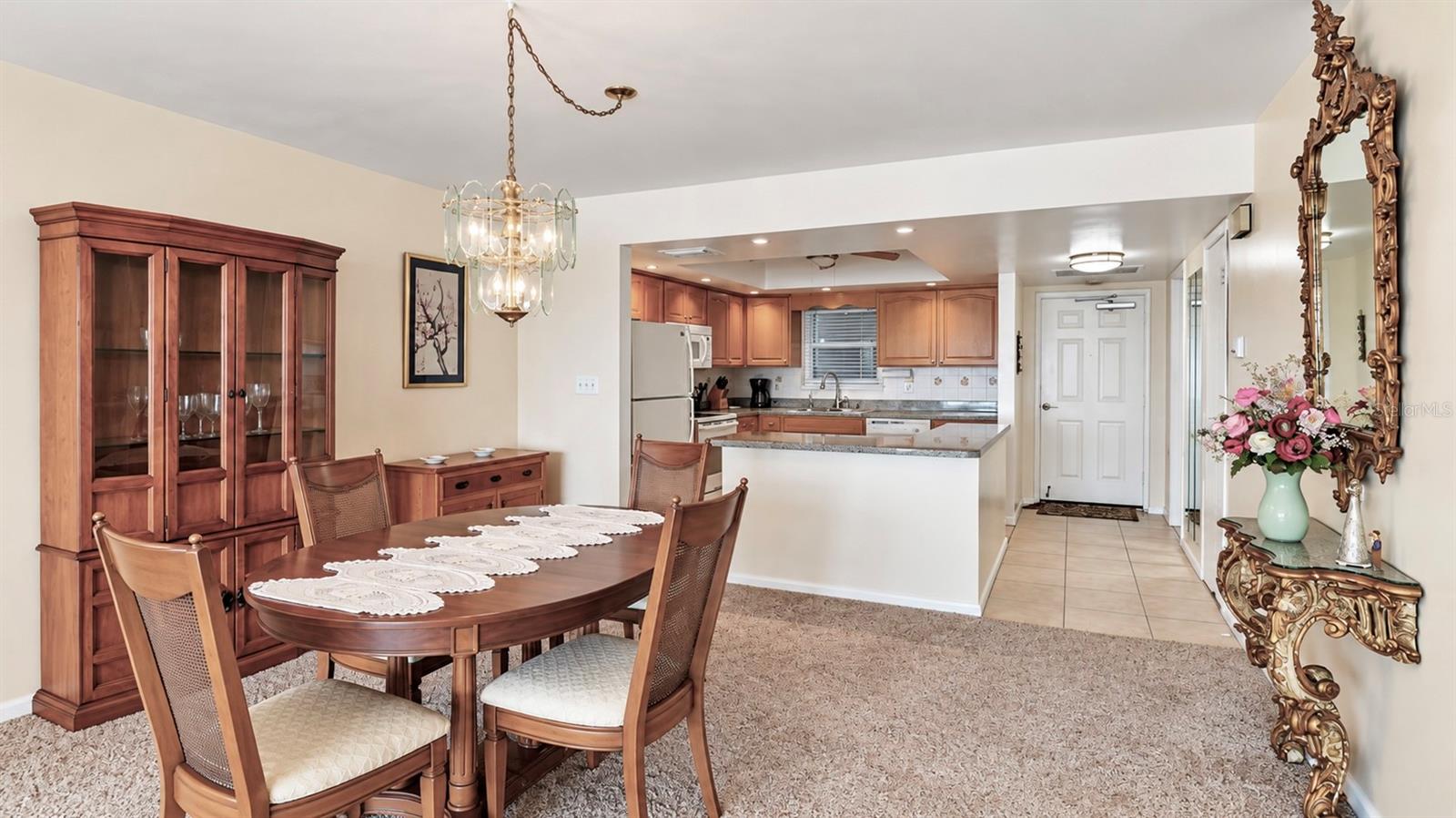 5200 BRITTANY DR S #606 — photo 12