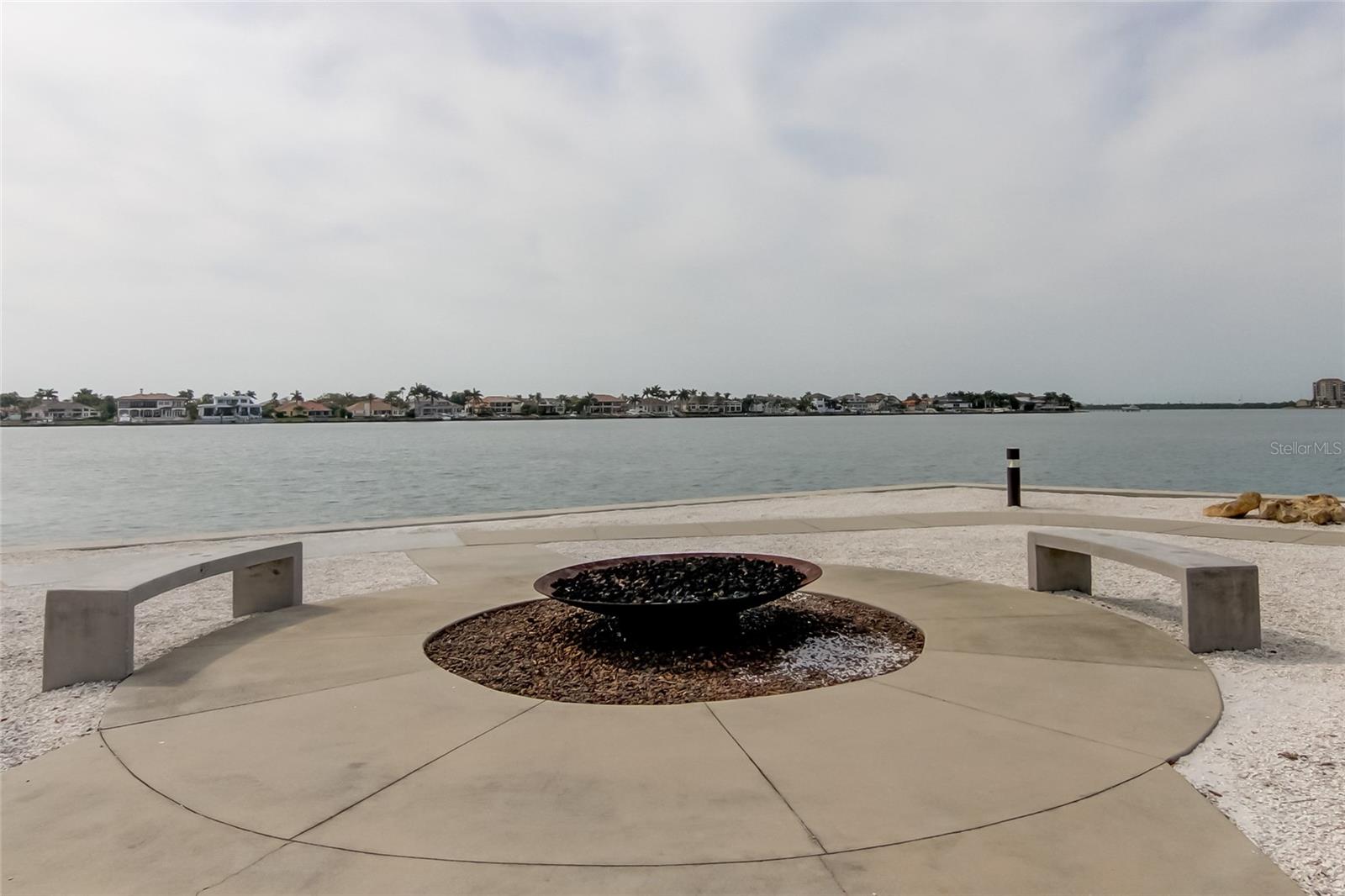 5200 BRITTANY DR S #606 — photo 61