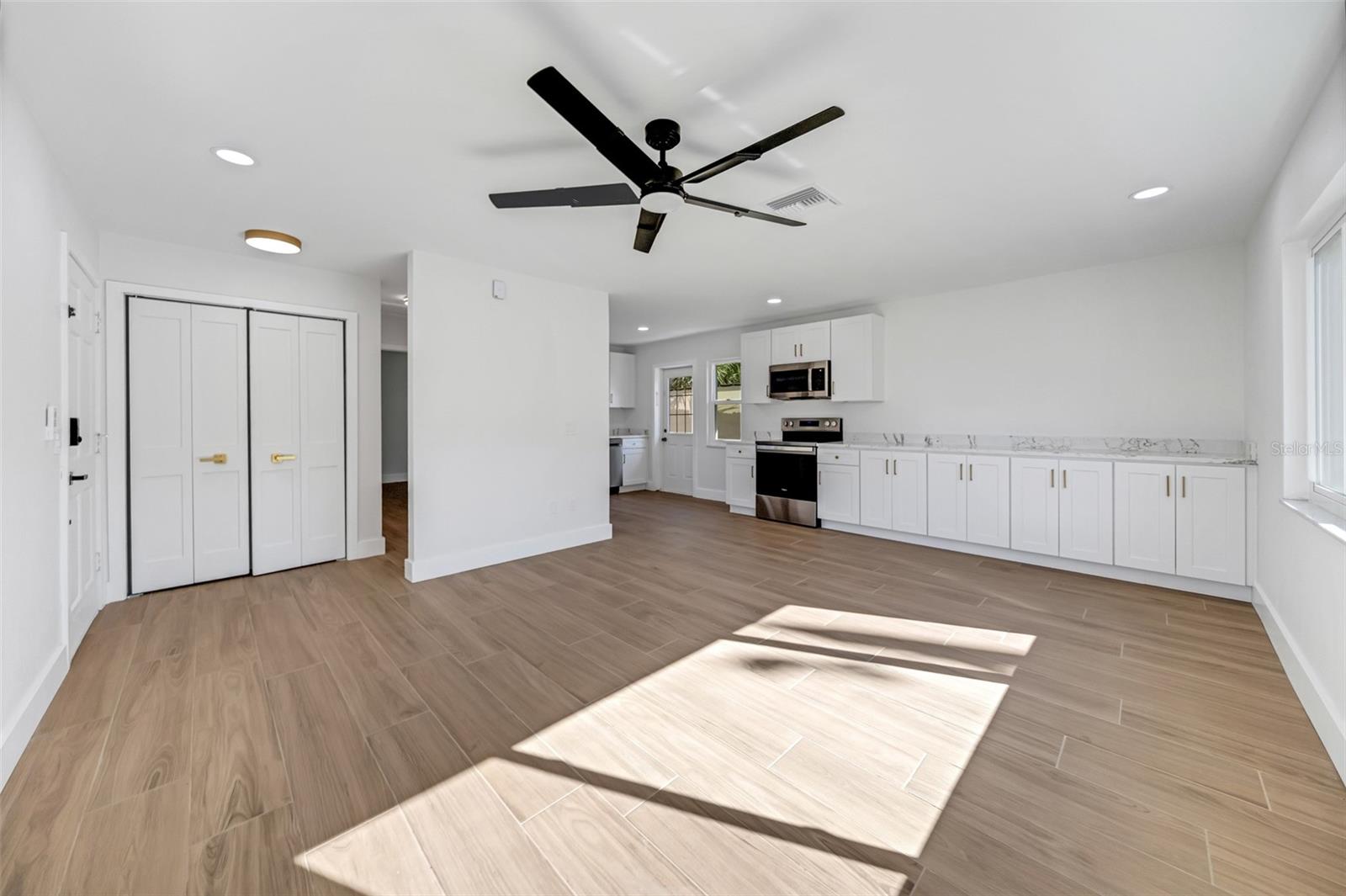 233 BEL FOREST DR #3 — photo 4