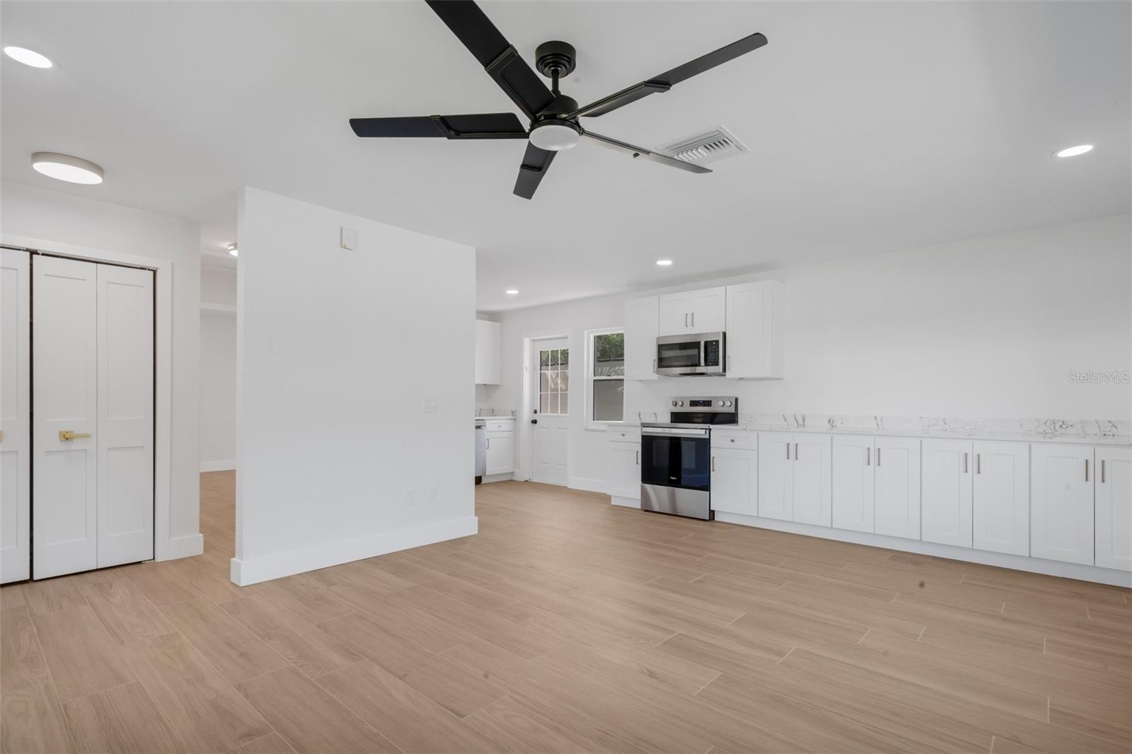233 BEL FOREST DR #3 — photo 17