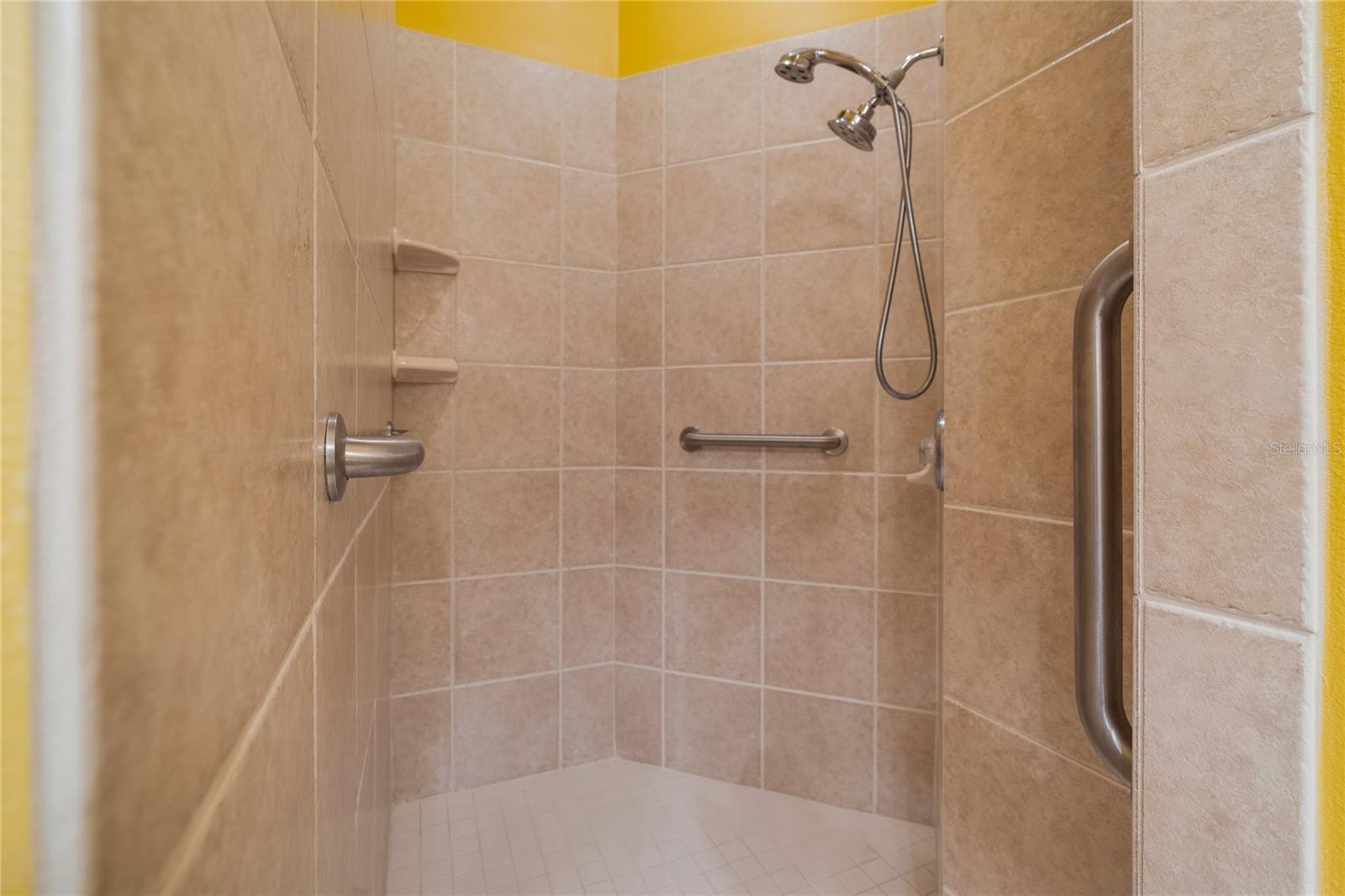 192 TALL TREES CT — photo 30