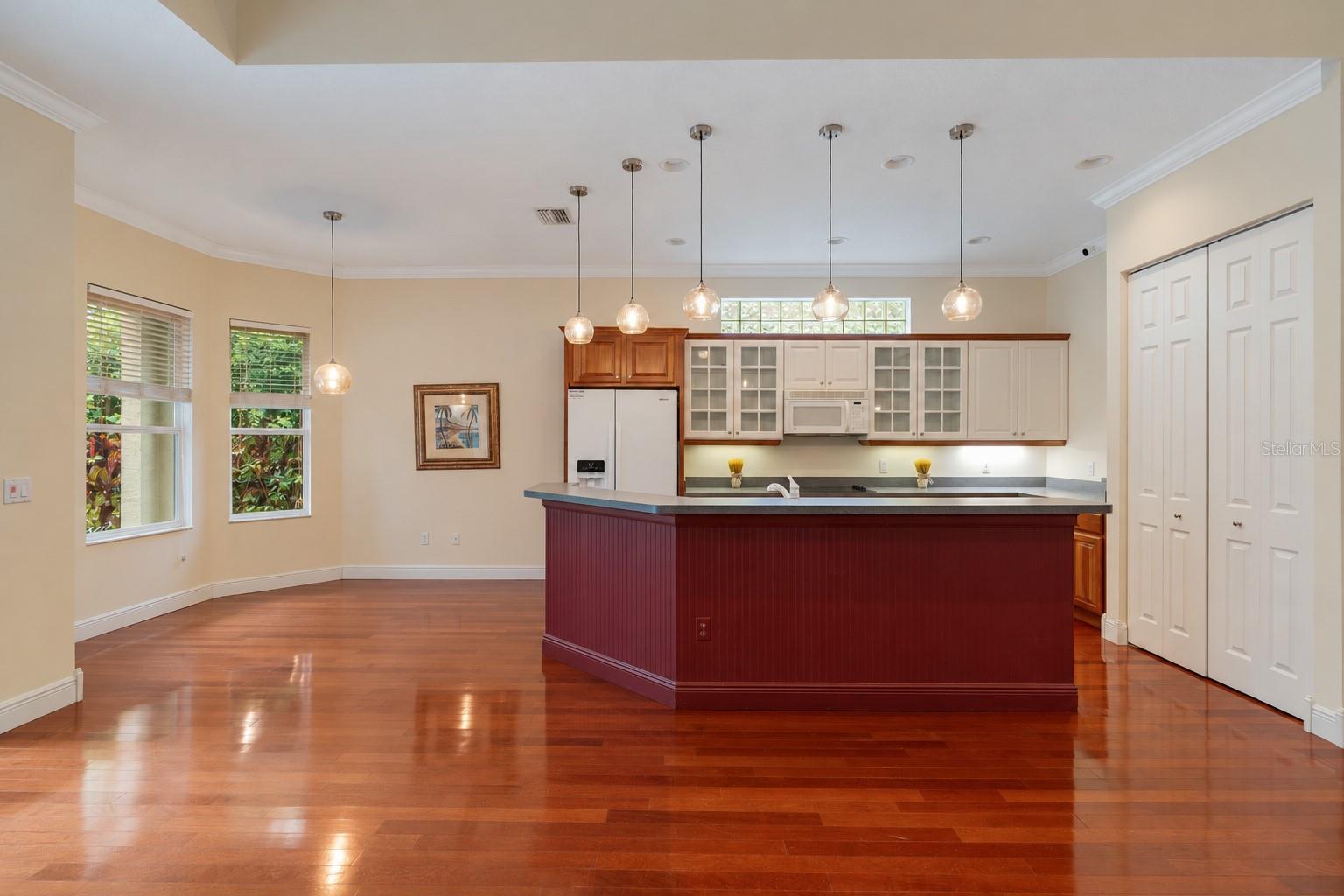 192 TALL TREES CT — photo 11