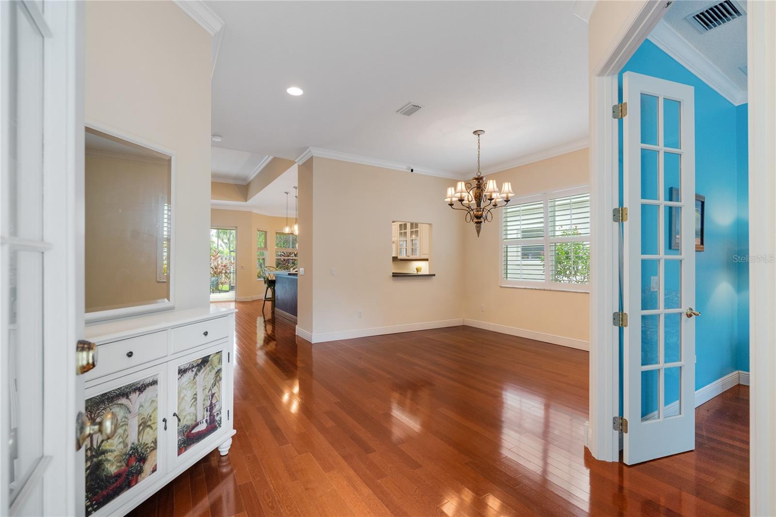 192 TALL TREES CT — photo 4
