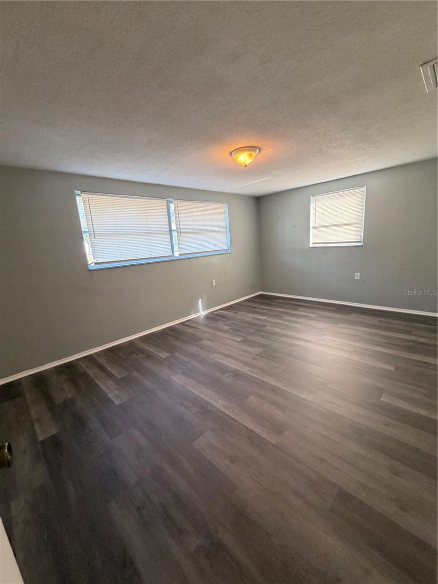5604 CHEYENNE DR — photo 12