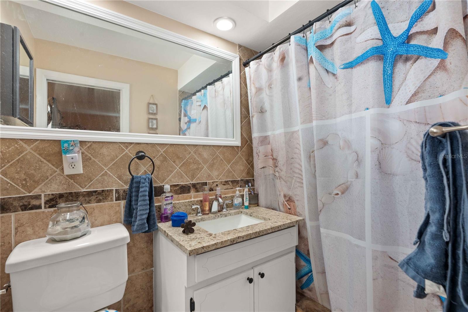7735 HAWTHORN DR — photo 9