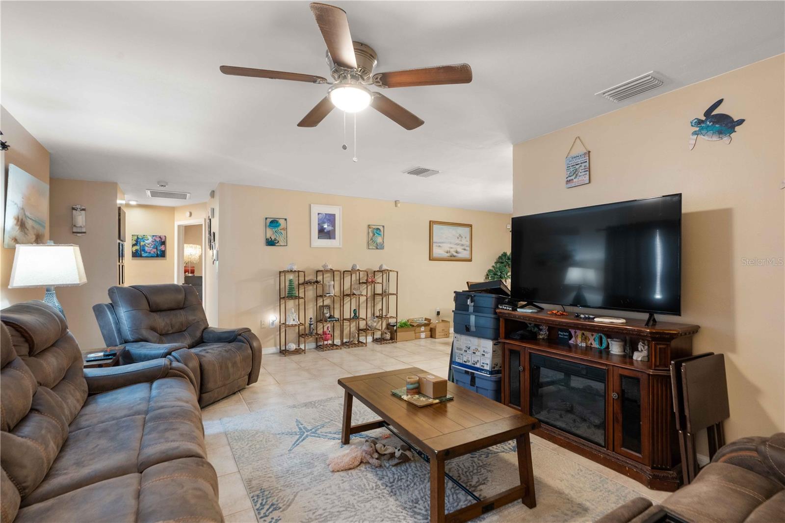 7735 HAWTHORN DR — photo 3
