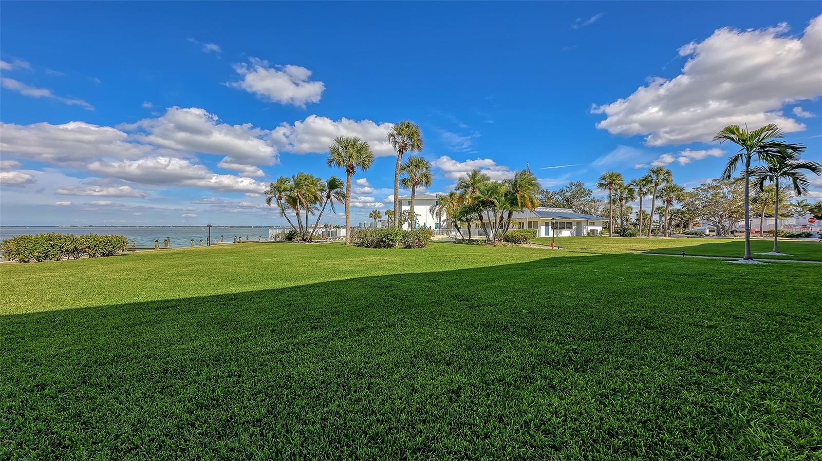 771 JOHN RINGLING BLVD #5 — photo 32
