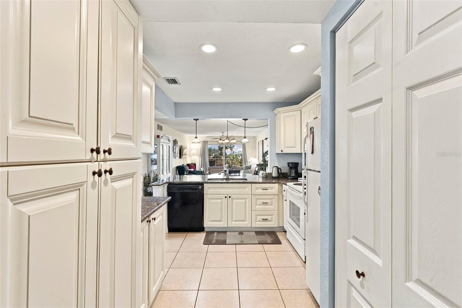 13000 GULF LN #201 — photo 11