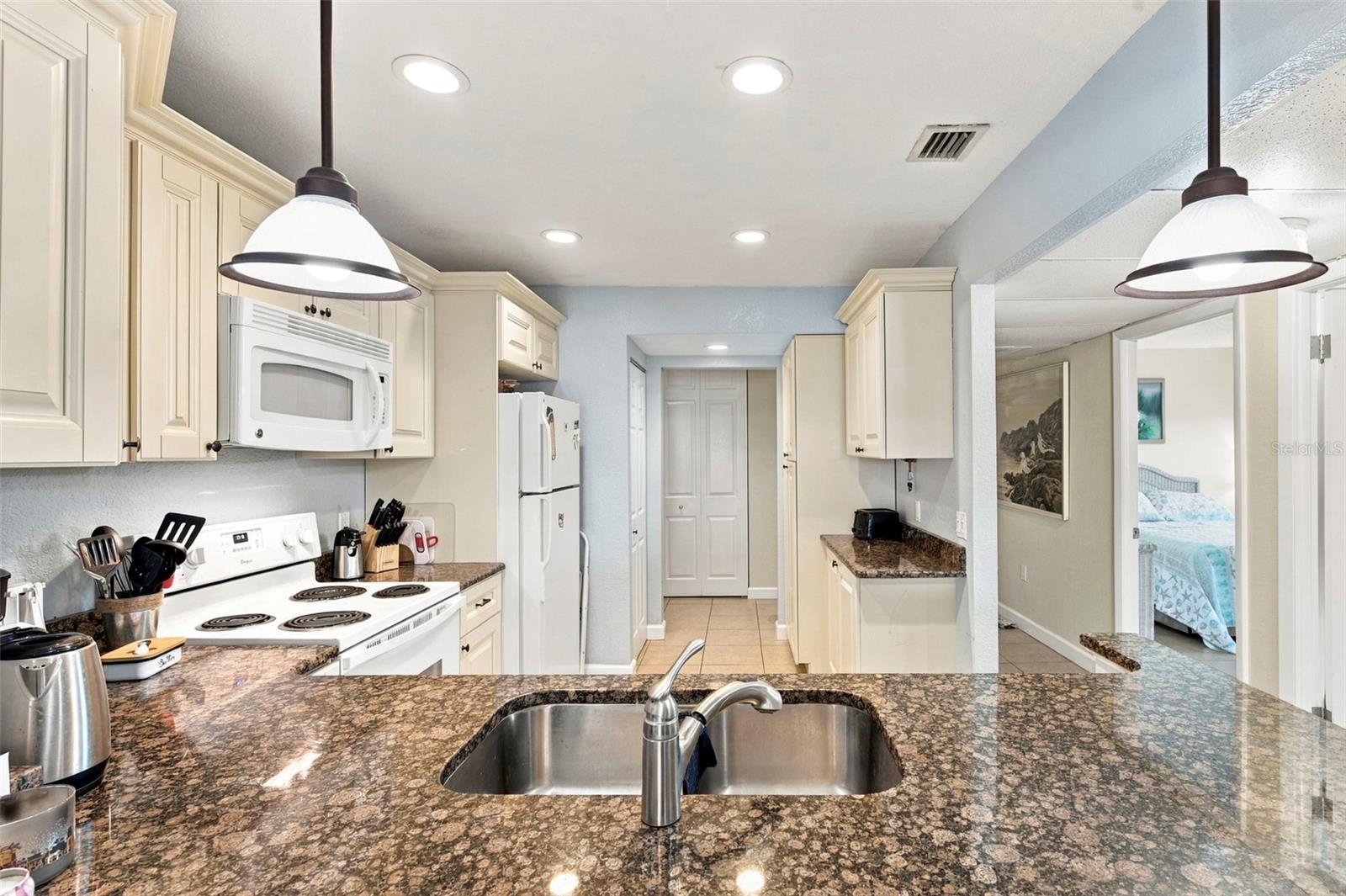 13000 GULF LN #201 — photo 15