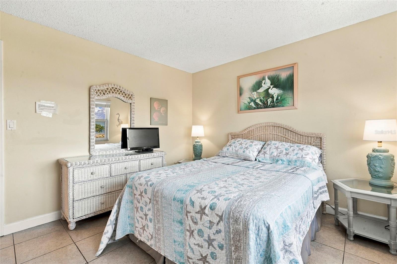 13000 GULF LN #201 — photo 24