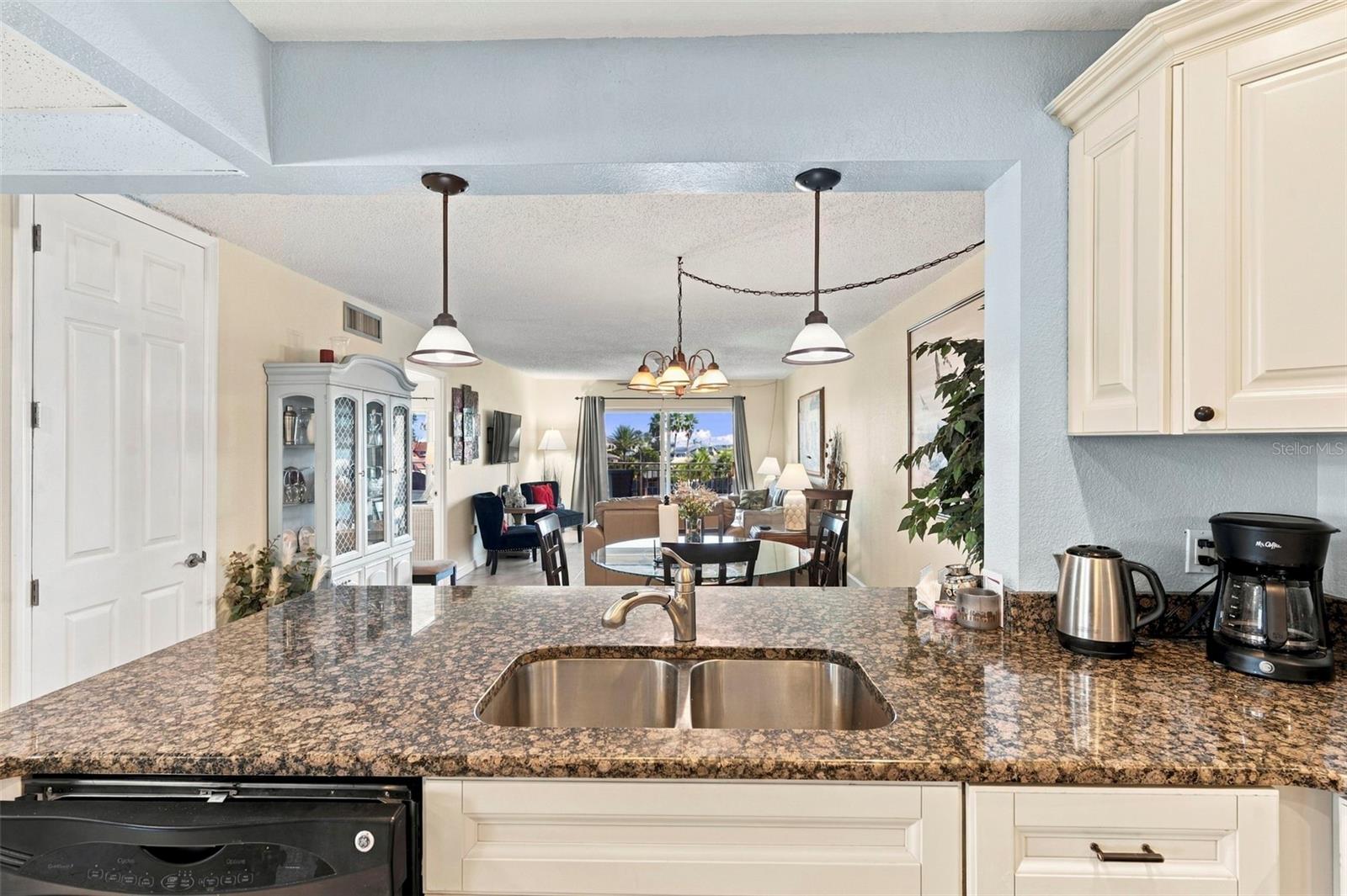 13000 GULF LN #201 — photo 18